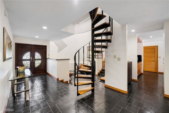 Building Photo - 4 br, 2 bath House - 6280 SW 56th Ct