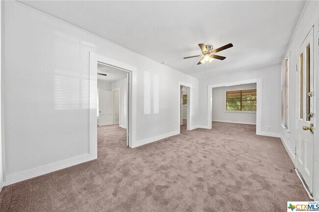 Building Photo - 158 S Academy Ave