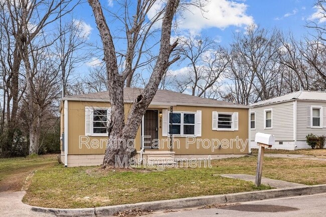 Building Photo - 7216 Paris Ave