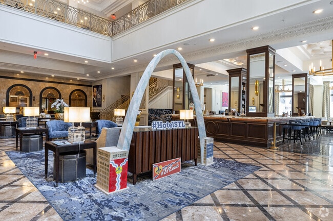 Lobby - Hotel Saint Louis Apartments