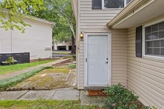 Building Photo - 3960 N Quail Ln