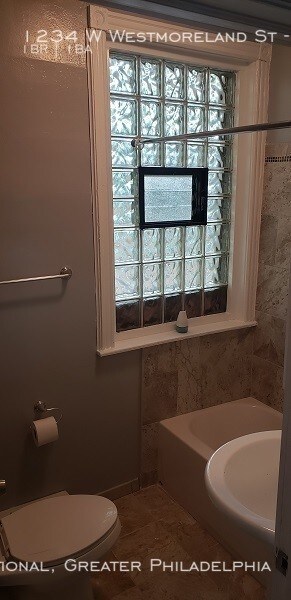 Building Photo - Newly Remodeled 1 bedroom Apartment