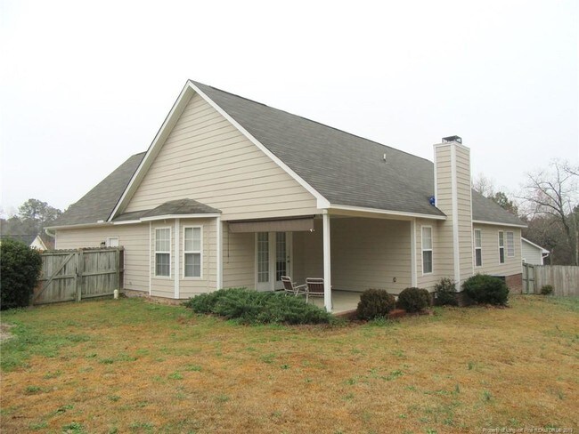 Building Photo - 7705 Redwood Ave