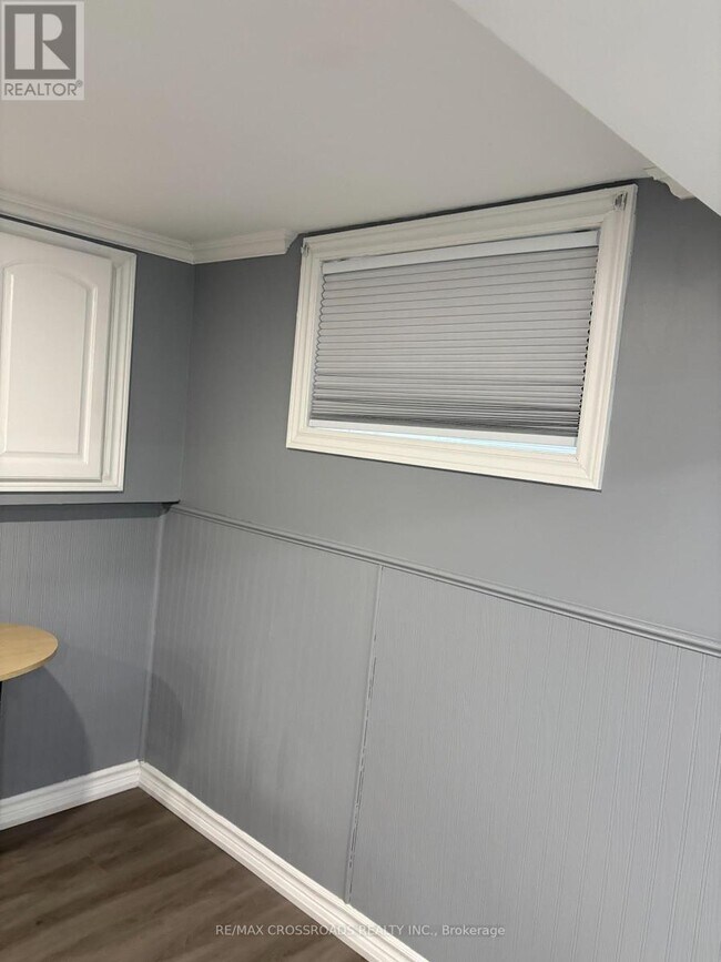 Photo du bâtiment - 466 Brimley Rd