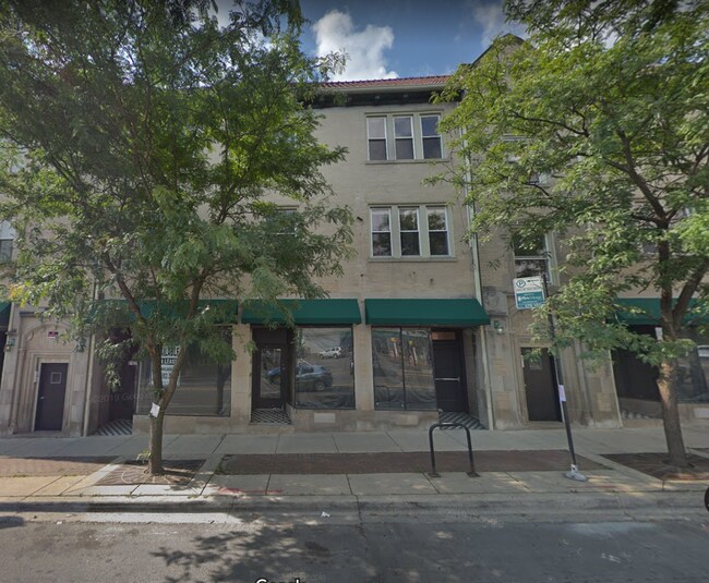 Foto del edificio - 2-Bed/ 1-Bath Condo for Rent in North Rogers Park