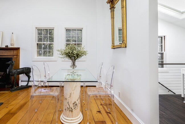 Building Photo - 5 Stacey Ct