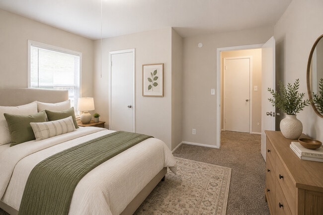 Building Photo - Roseland Court Luxury Duplexes