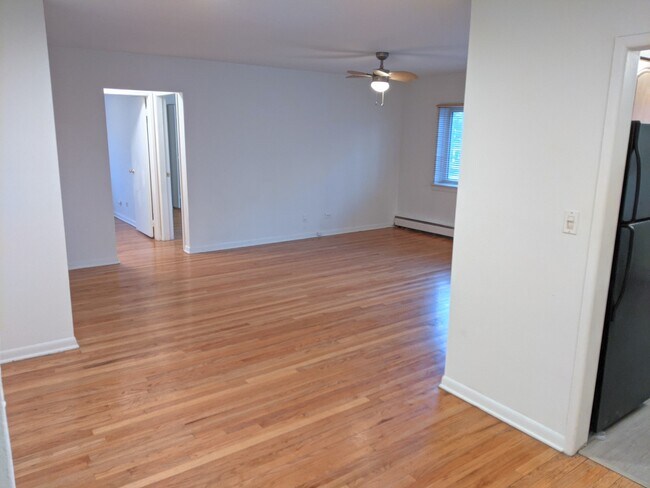 Foto del edificio - 1441 W Farwell Ave