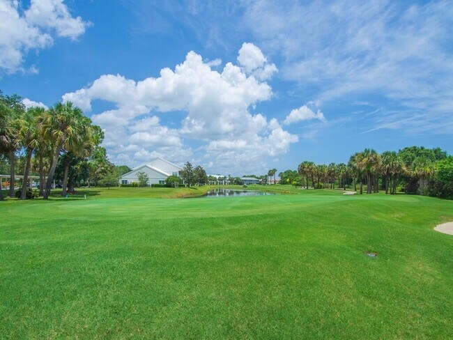 Foto del edificio - 4210 Gator Trace Ave