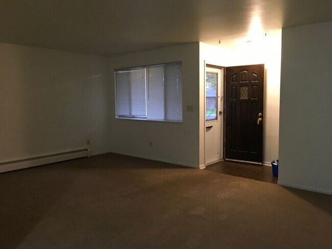 Foto del edificio - 2 Bed, 1.5 Bath Duplex for Rent in Fort Co...