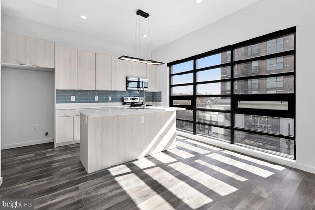 Foto del edificio - 506 H St NE