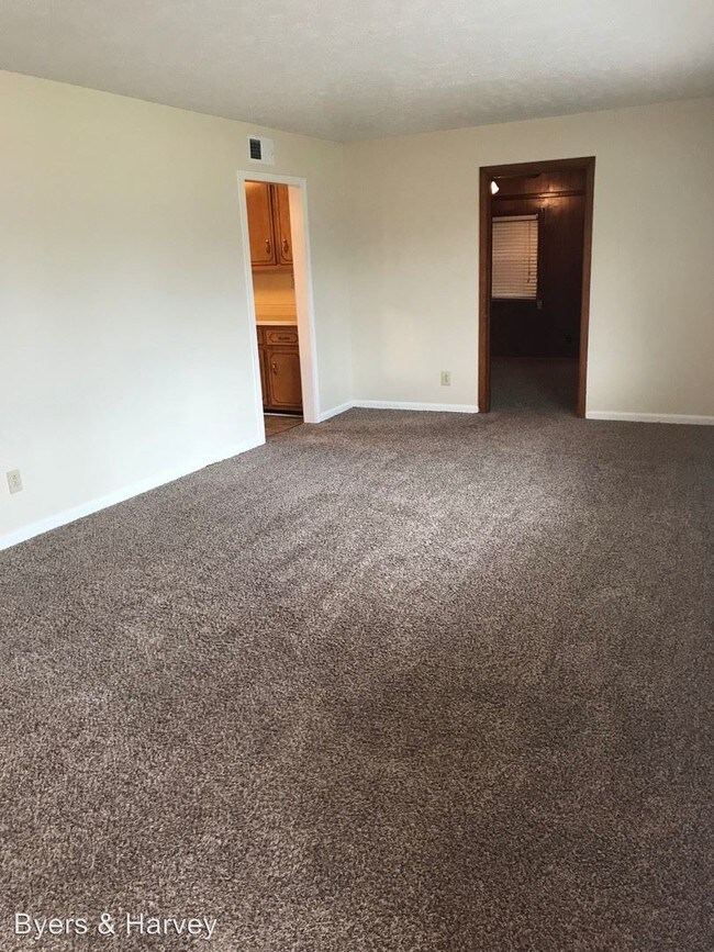 Foto del edificio - 2 br, 1.5 bath House - 216 Rebecca Lane