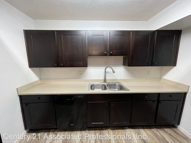 Building Photo - 2 br, 1 bath House - 714 Tierra Del Sol Apt C