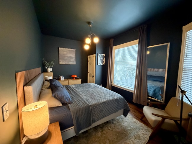 Building Photo - 1419 Jefferson St NE