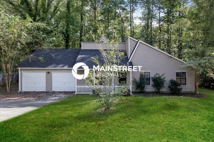 Foto principal - 3 Bedroom Pet-Friendly Home in Kennesaw, G...