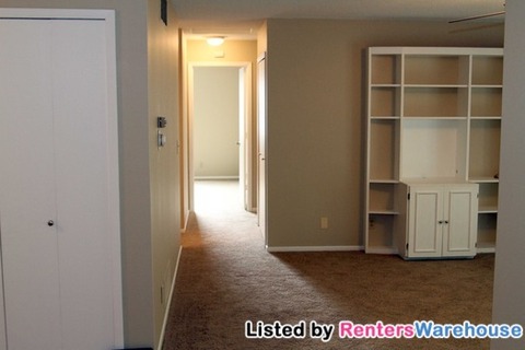 Building Photo - 5243 Balmoral Ln