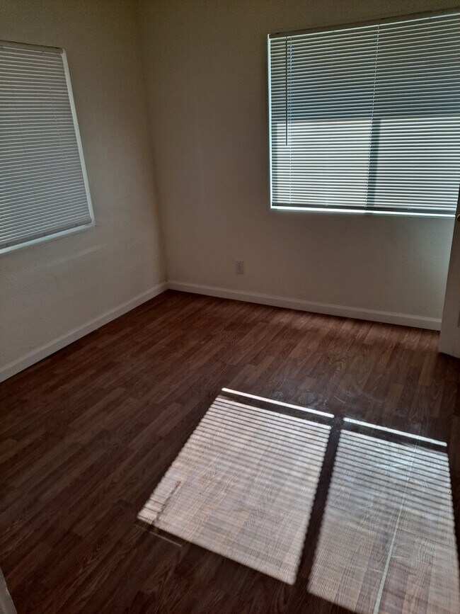Foto del edificio - Block 11 Lot 12