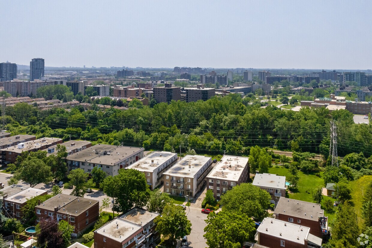 Aerial Photo - 10486 Tsse Fleury