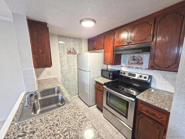 Foto del edificio - 4056 Van Dyke Ave