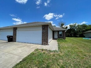 Building Photo - 1964 S Bryson Cir