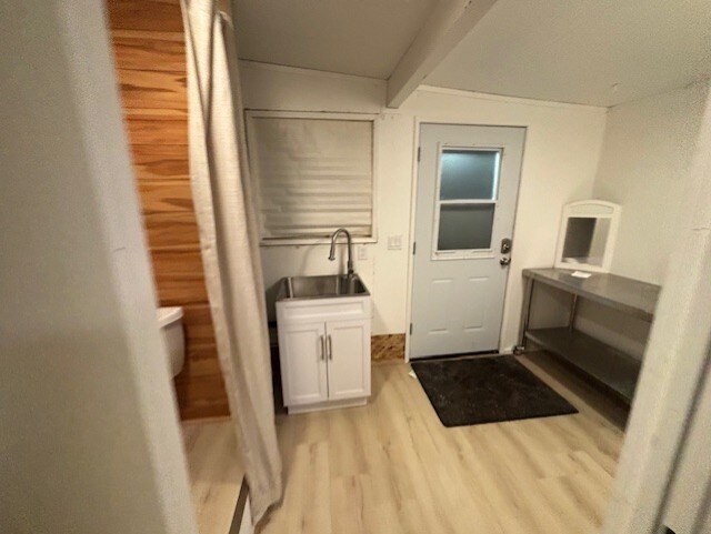 Foto del edificio - 528 W 7th St