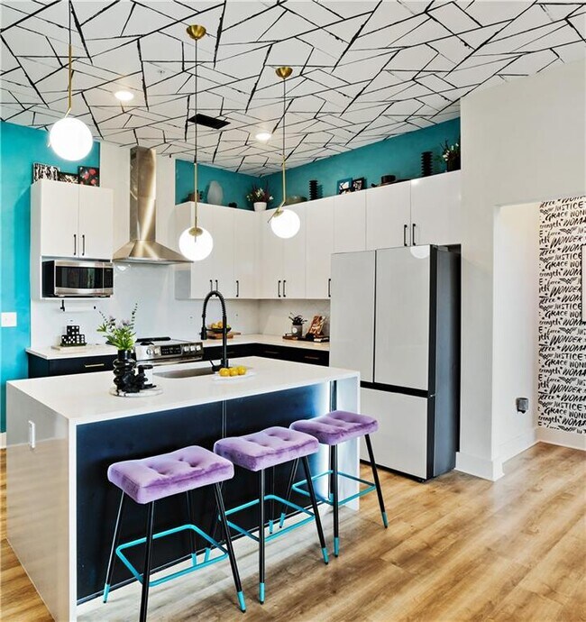 Foto del edificio - 112 Rogers St NE