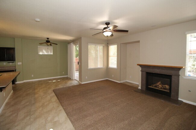 Building Photo - Cute Two-Story Home With Pool & RV Parking