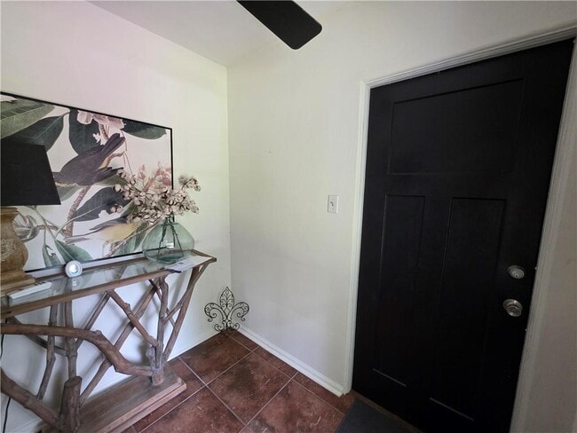 Building Photo - 259 S Monterey St