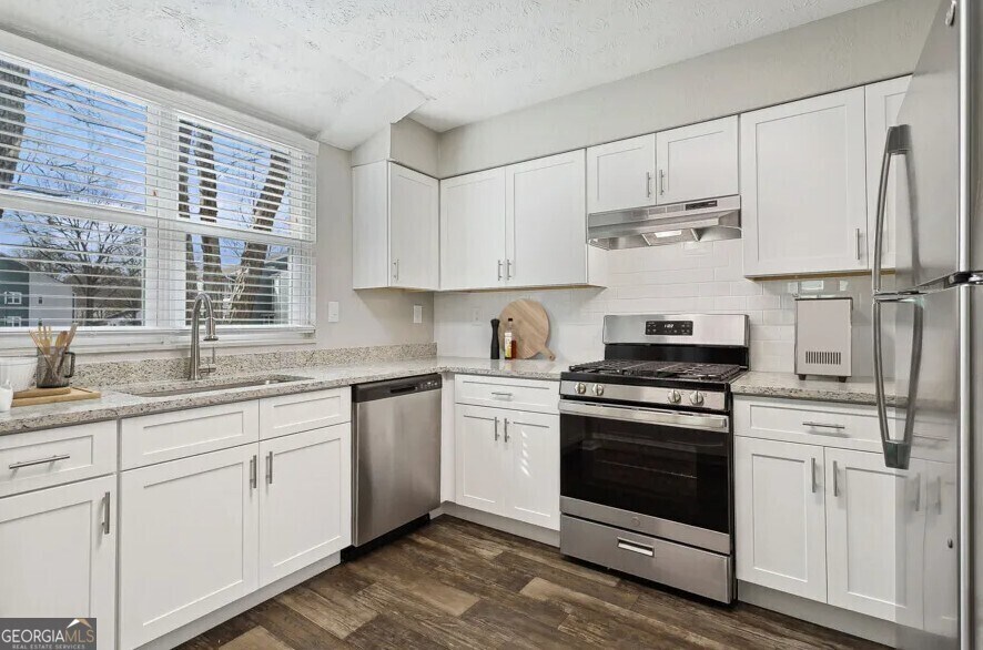 Foto principal - 7600 Roswell Rd