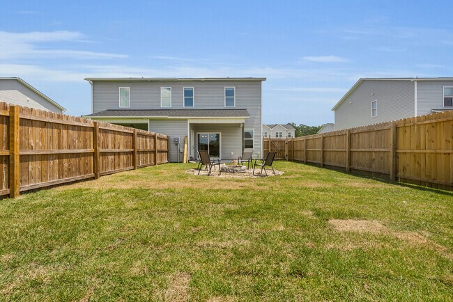 Foto del edificio - 139 Pasture Ln