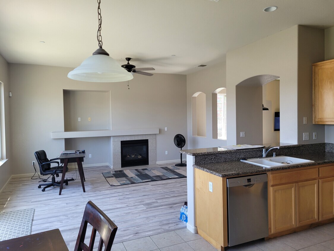Primary Photo - 1130 Smoky Hollow Dr