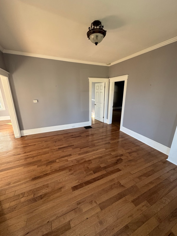 Building Photo - 1104 Pleasant St