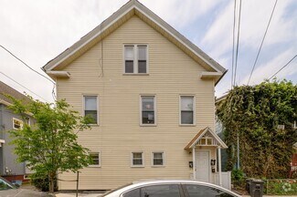 Building Photo - 54 Mechanic St