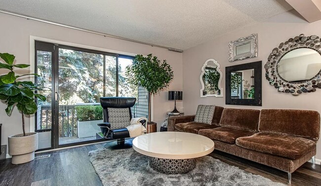 Building Photo - 4392 Indian Spring Dr SW