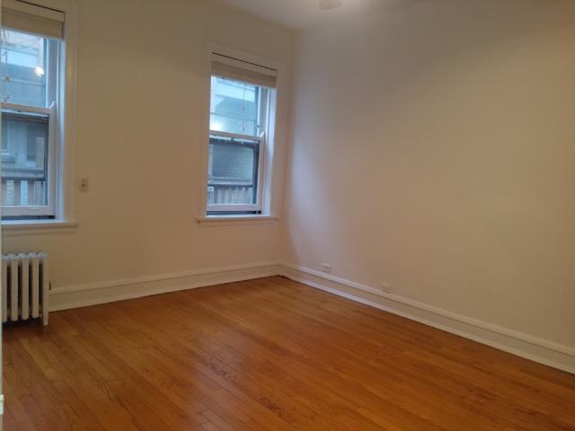 Building Photo - 1 bedroom in Chicago IL 60626