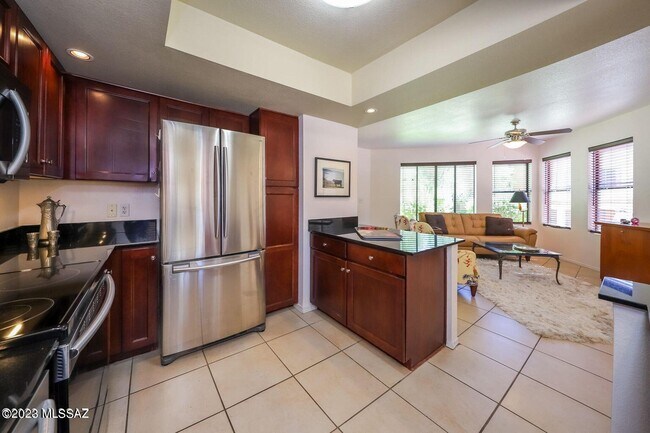Foto del edificio - 7255 E Snyder Rd