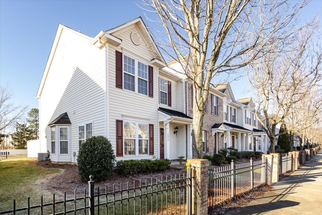 Photo - 5028 Prosperity Ridge Rd Townhome