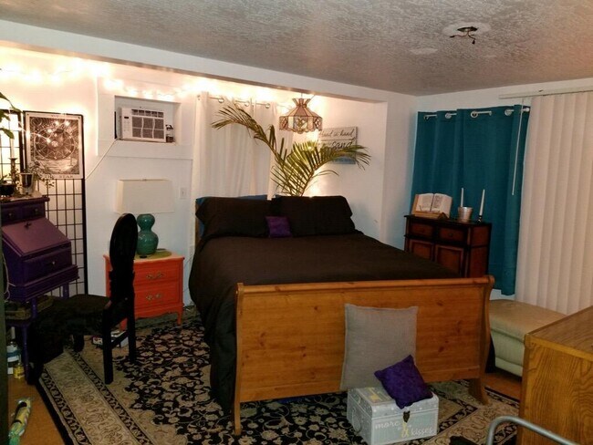 Building Photo - 637 S Orlando Ave Cocoa Beach FL 32931