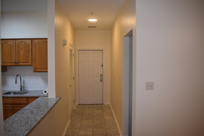 Building Photo - 815 Dominick Ct