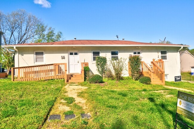 Cute 2 bedroom - Close to Downtown Carrboro and UNC! - Cute 2 bedroom - Close to Downtown Carrboro and UNC! House