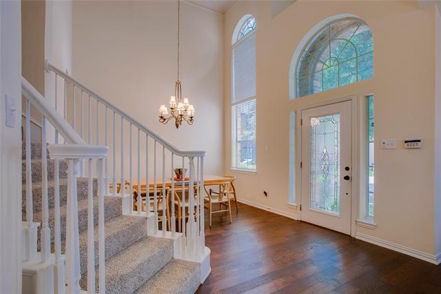 Foto del edificio - 14628 Dickenson Ct