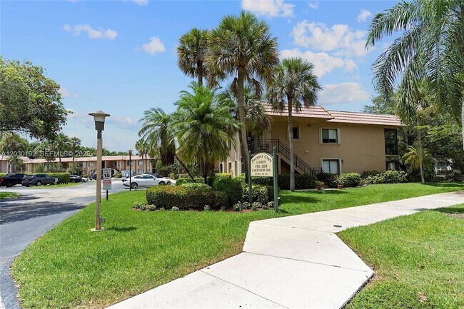 Foto del edificio - 193 Lakeview Dr