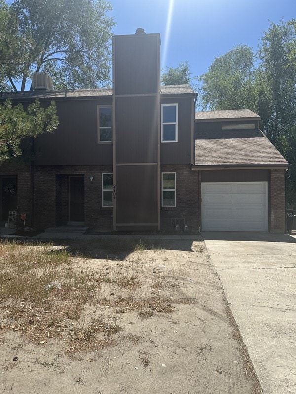 Building Photo - 2704 E Crk Rd