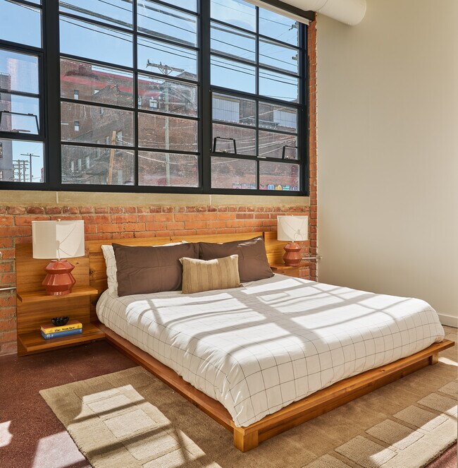 Building Photo - The Amsterdam Lofts