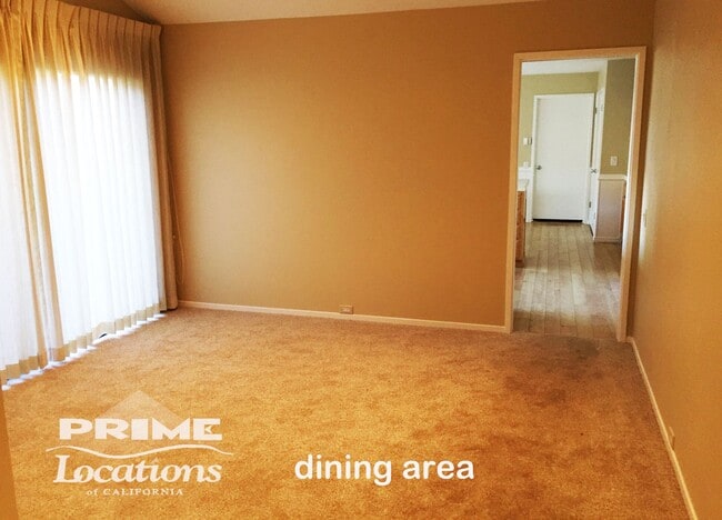 Building Photo - Be the first to call this newly updated Ma...