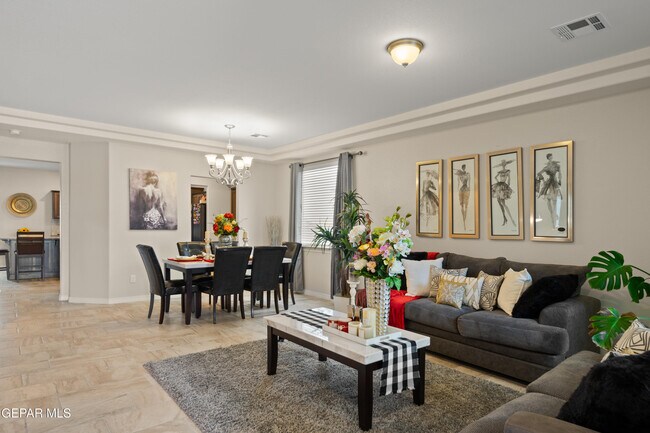 Foto del edificio - 12776 Hidden Edge Dr