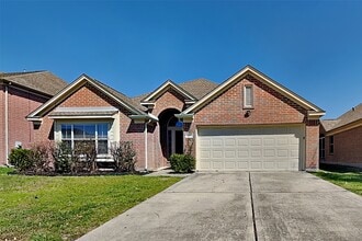 Building Photo - 20502 Upper Green St