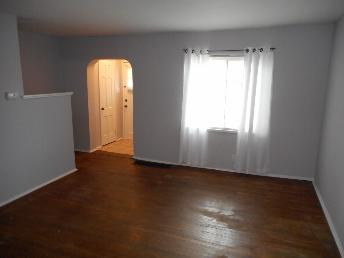 2440 s Dixie dr, Kettering, OH 45409 Townhome Rentals in Kettering OH