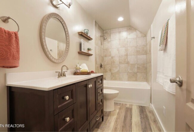 Foto del edificio - 2109 Dogwood Dr