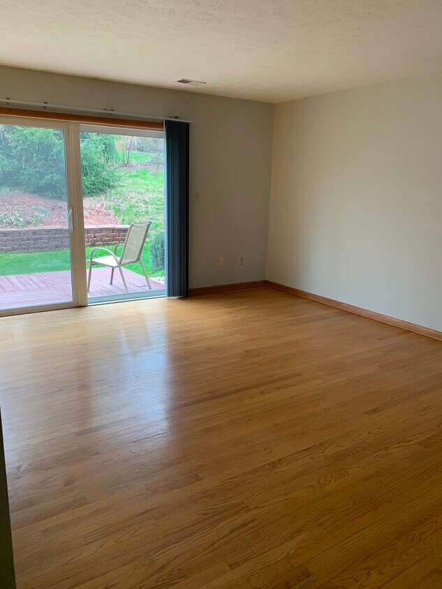 Primary Photo - 523 Brandywine Dr